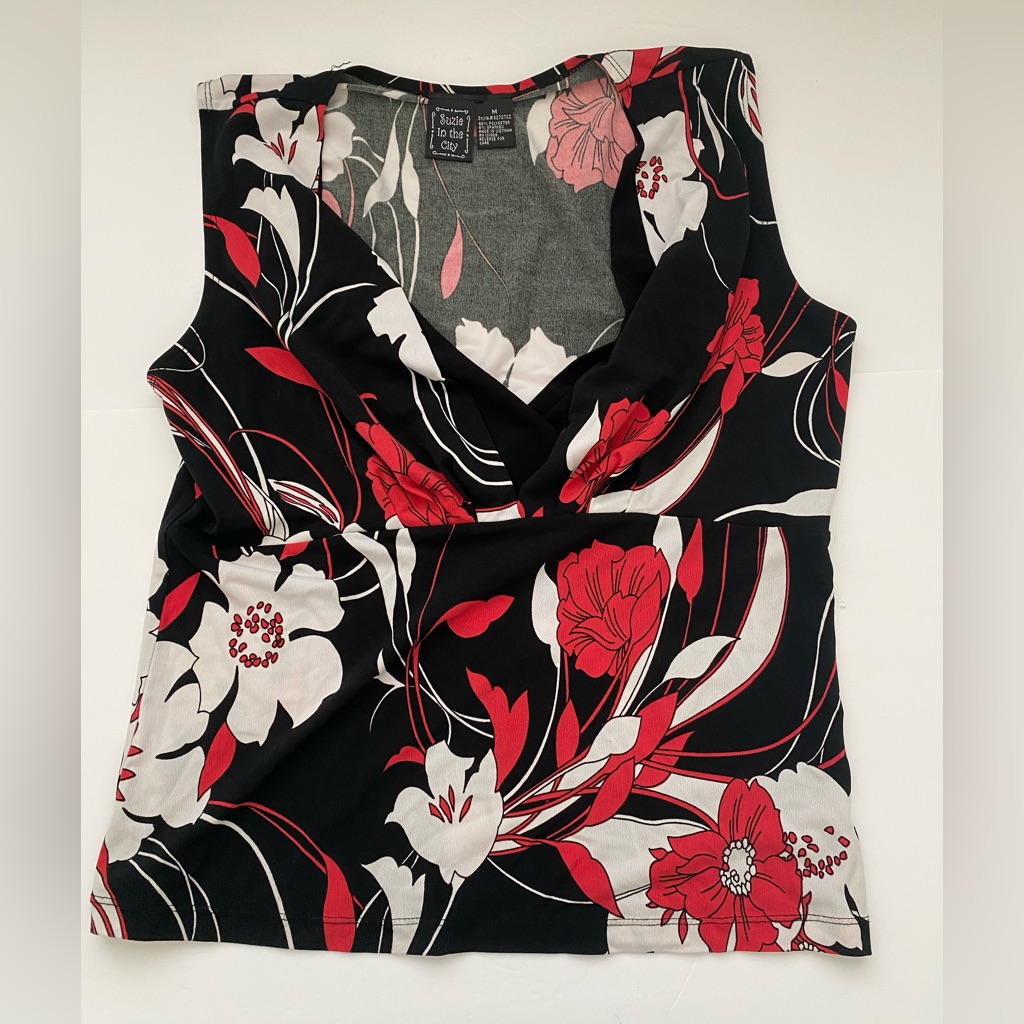 Y2k Suzie In The City Floral Sleeveless Blouse